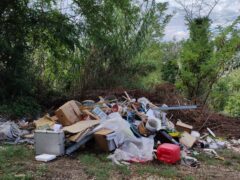 Rifiuti abbandonati a Sant'Elpidio a Mare